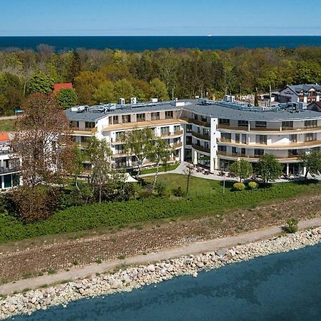 Hotel Meridian Chalupy Luaran gambar