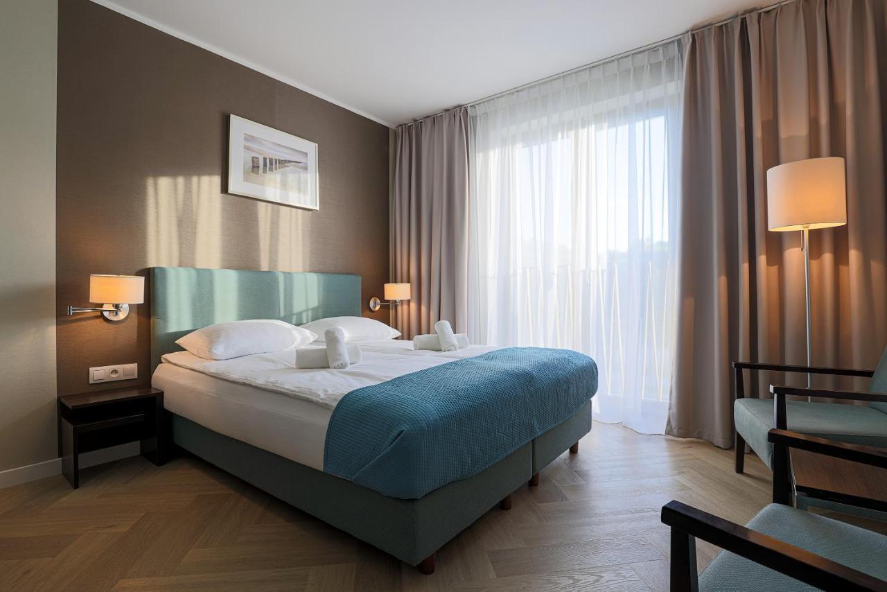 Hotel Meridian Chalupy Luaran gambar